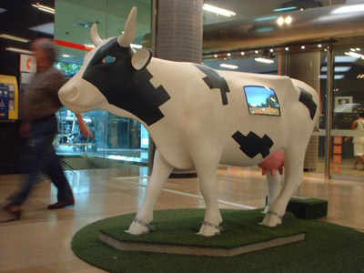 La vaca de Rodrigo, con tele incorporada