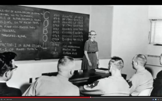 Grace Hopper, dando clases